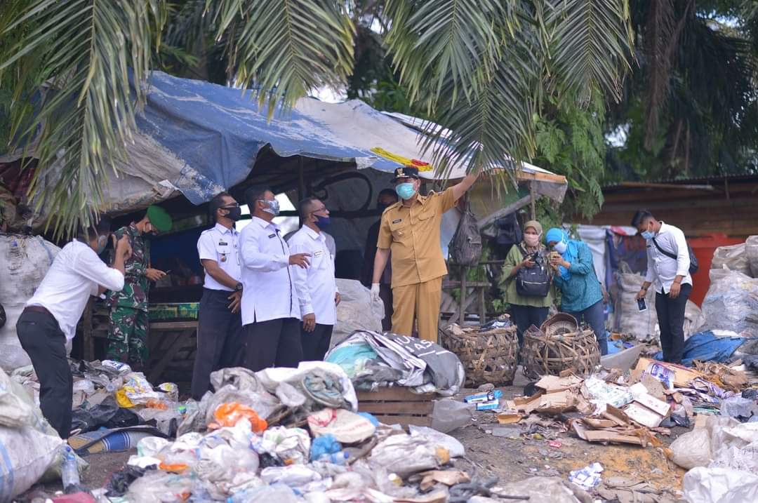 Mulai September 2021, Pungutan Retribusi dan Angkutan Sampah Mandiri Dilarang